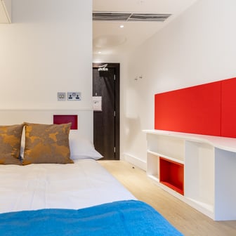 Classic En Suite - Image 2